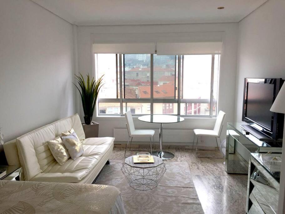 Elegancia Y Confort En El Centro Apartment Vigo